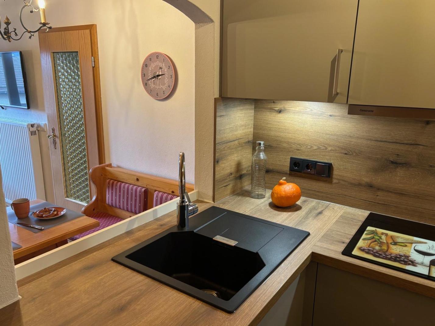 Ferienwohnung Bergfrieden Krün Szoba fotó